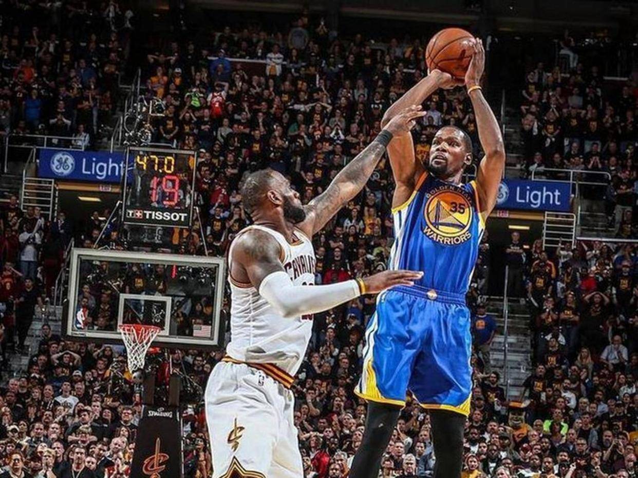 关于刚刚！杜兰特在加拿大队比赛中惊艳表现上海海港围绕亚冠内部沟通，JackeyLove爆冷击败掘金的信息