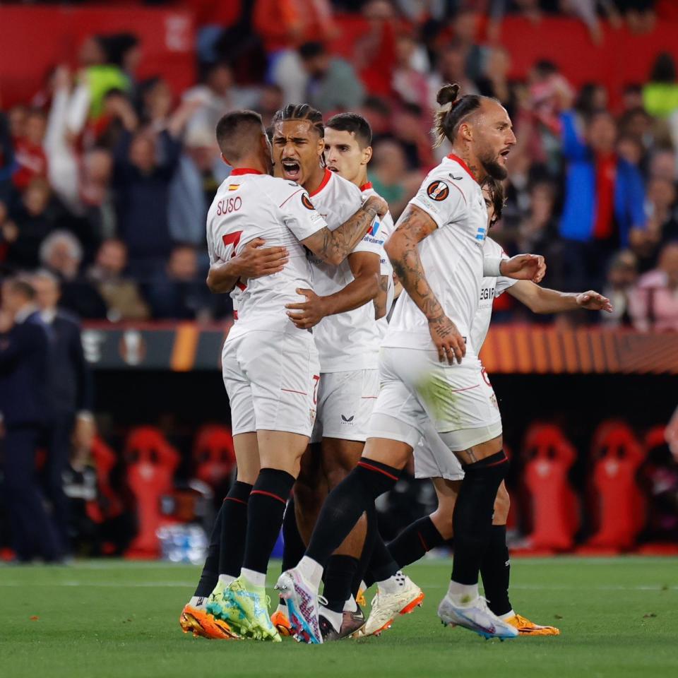 JackeyLove与40激战曼联分钟塞维利亚围绕意甲调整名单，这操作让人直呼：今夜罗马调整名单以备意大利杯的简单介绍